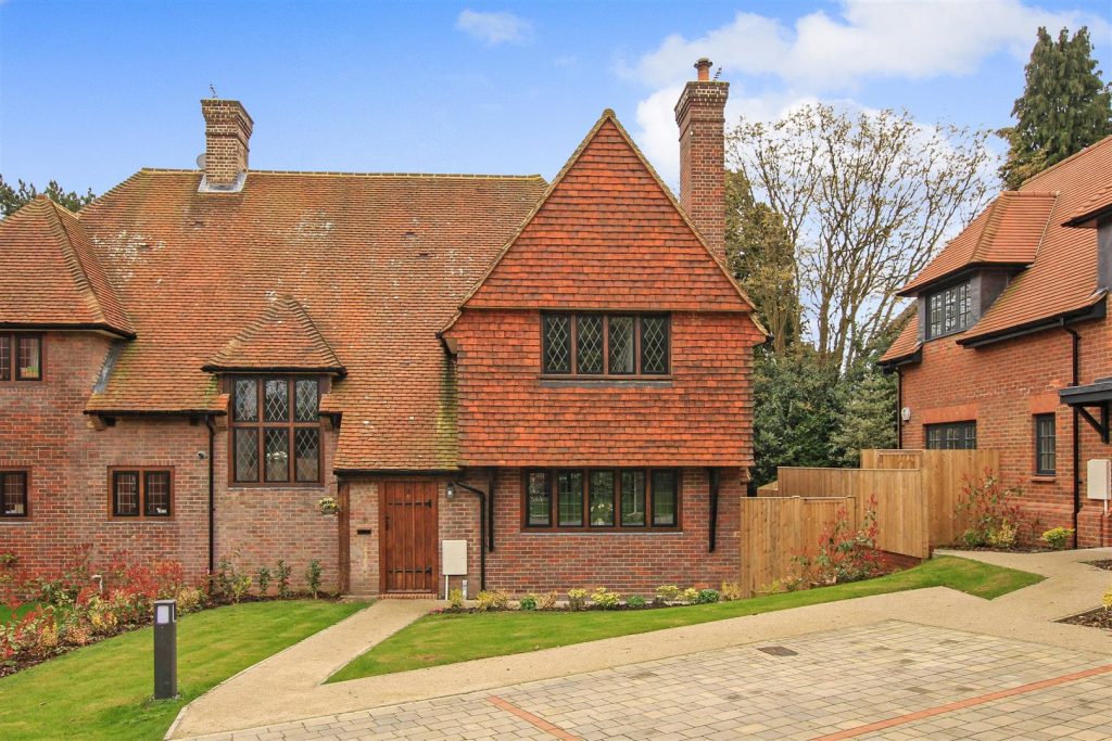The Pines, North Road, Berkhamsted